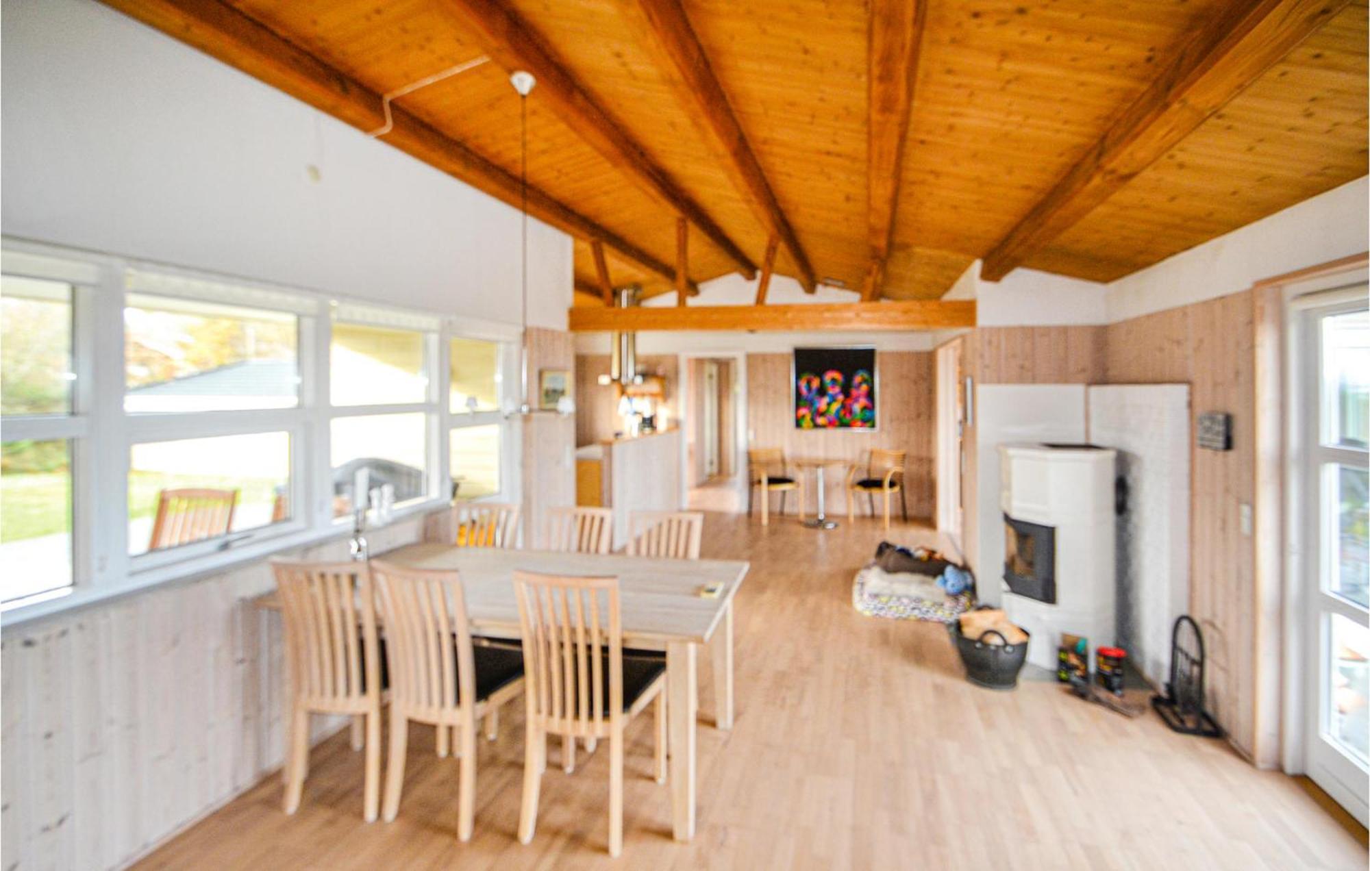 Amazing Home In Orsted With Kitchen Extérieur photo